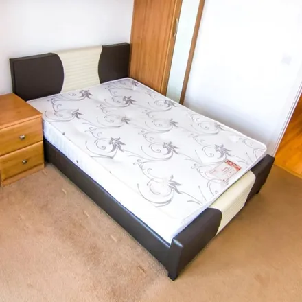 Rent this 1 bed apartment on The Sphere in Brunel Street, London