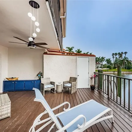 Image 2 - 6274 Bahia del Mar Boulevard South, Saint Petersburg, FL 33715, USA - Condo for rent