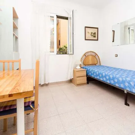 Rent this 4 bed apartment on Madrid in Archivo General e Histórico de Defensa, Calle de Francisco Lozano