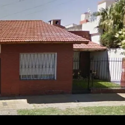 Buy this 2 bed house on Marinos de Fournier 2176 in Partido de Morón, El Palomar