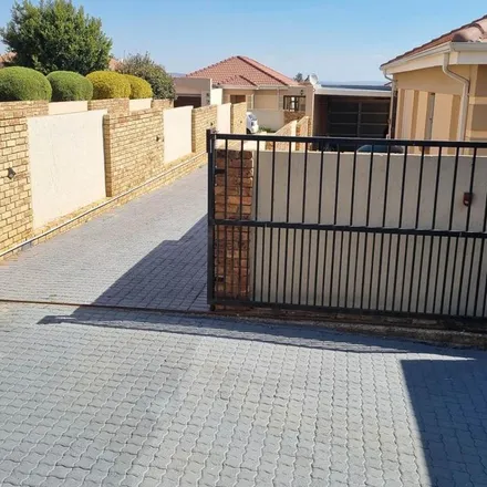 Image 2 - Stafford Avenue, St. Michael's On Sea, Hibiscus Coast Local Municipality, 4270, South Africa - Apartment for rent