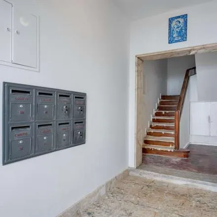 Rent this 2 bed apartment on Rua Gervásio Lobato in 1350-166 Lisbon, Portugal