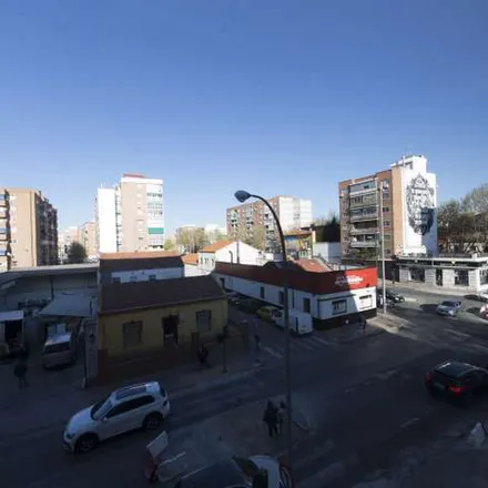 Image 2 - Avenida de Guadalajara, 17, 28807 Alcalá de Henares, Spain - Apartment for rent