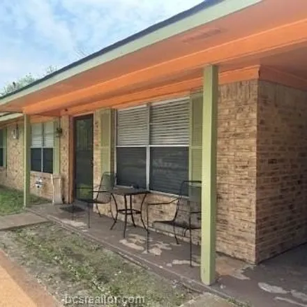 Buy this 3 bed house on 2091 Manning Way in Bryan, TX 77803