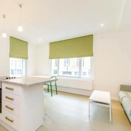 Rent this 2 bed apartment on Devonshire House in 60 Goswell Road, Barbican