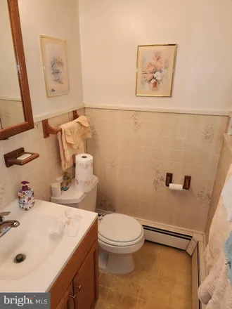Image 7 - 9 Conway Avenue, Parkway Village, Ewing Township, NJ 08618, USA - House for sale