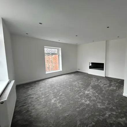 Rent this 4 bed apartment on Rooley Moor Road in Rochdale, OL12 7ES
