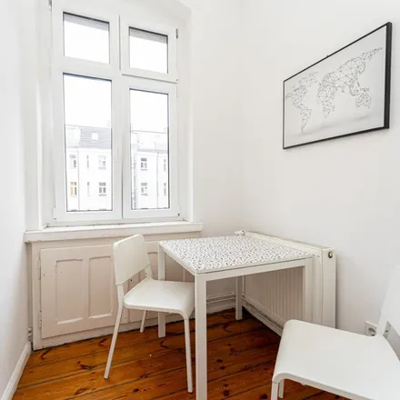Rent this 3 bed apartment on Nordkapstraße 2 in 10439 Berlin, Germany
