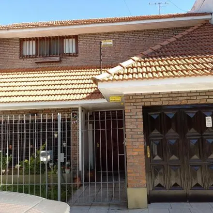 Buy this 2 bed house on Alvear 109 in Quilmes Este, 1878 Quilmes