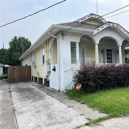 Rent this studio house on 848 Weiblen Place in New Orleans, LA 70019