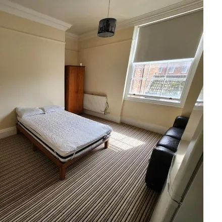 Rent this 4 bed room on Forrester Dental Surgery in 10 King Square, Bridgwater