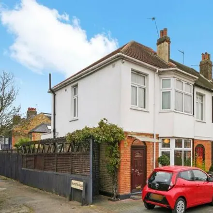 Image 3 - 100 Holland Road, Willesden Green, London, NW10 5AT, United Kingdom - House for sale