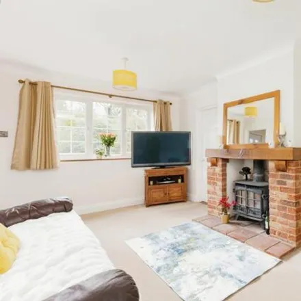 Image 4 - Norwich Road, Hethersett, NR9 3AS, United Kingdom - House for sale
