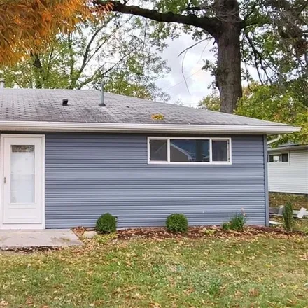 Buy this 3 bed house on 272 Guilford Road in Vermilion-on-the-Lake, Vermilion