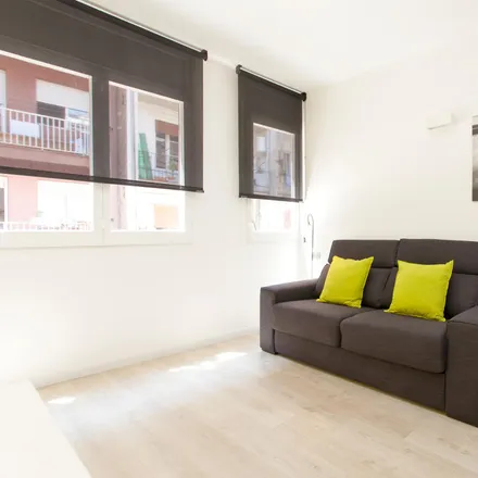 Image 4 - Carrer de Casanova, 64, 08001 Barcelona, Spain - Apartment for rent