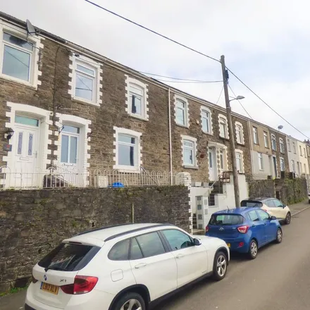 Rent this 2 bed townhouse on Lower Church Street in Pontycymer, CF32 8LA