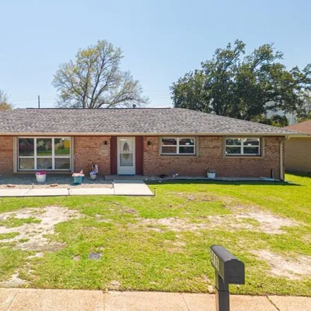 Image 1 - 2416 Collins Boulevard, Gulfport, MS 39507, USA - House for sale
