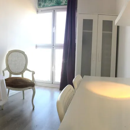 Rent this 8 bed room on Plaça de la Setmana Santa Marinera in 46011 Valencia, Spain