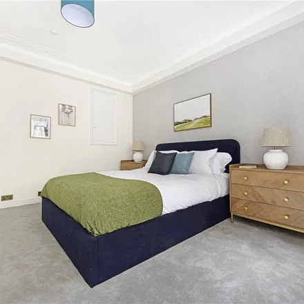 Image 4 - Lancaster Court, 100 Lancaster Gate, London, W2 3QJ, United Kingdom - Apartment for rent