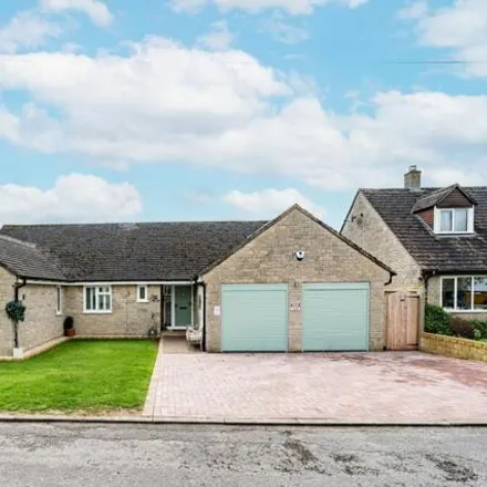 Buy this 5 bed house on Wootton End in Stonesfield, OX29 8EP