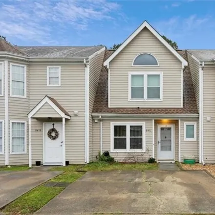 Buy this 2 bed house on 5419 Cleeve Abbey Drive in Virginia Beach, VA 23462