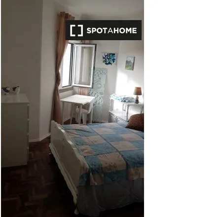 Rent this 4 bed room on Rua da Palmeira in 2750-508 Cascais, Portugal