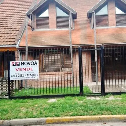 Buy this 4 bed house on Pasaje Rafael 2465 in Partido de San Isidro, Martínez