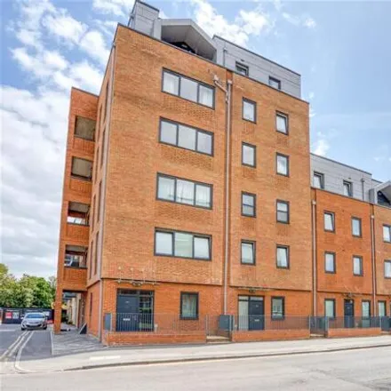 Buy this 2 bed apartment on Glentworth Ex-Services Club in Vauxhall Place, Dartford