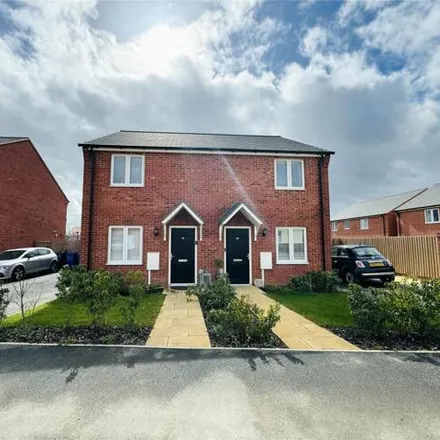 Buy this 2 bed duplex on Whinfell Road in Chesterfield, S41 8EU