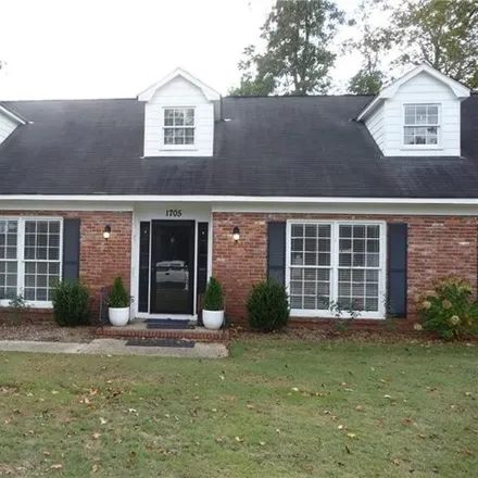 Buy this 5 bed house on 1705 Carriage Dr in Phenix City, Alabama
