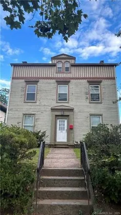 Buy this 7 bed house on 261 Winthrop Avenue in New Haven, CT 06511