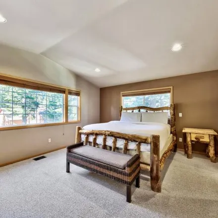 Image 4 - South Lake Tahoe, CA - House for rent