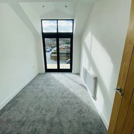 Rent this 2 bed apartment on Rae Road in Shipley, BD18 3DE