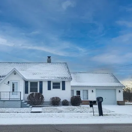 Buy this 4 bed house on Cleveland Home in 445 Cleveland Avenue, Cheboygan