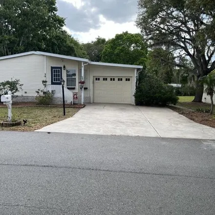 Buy this studio apartment on 313 Mohawk Trail in Winter Springs, FL 32708