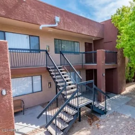 Image 2 - 3810 N Maryvale Pkwy - Condo for rent