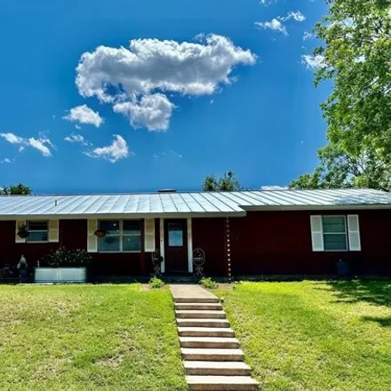 Image 1 - 455 Wilson Avenue, Mason, TX 76856, USA - House for sale