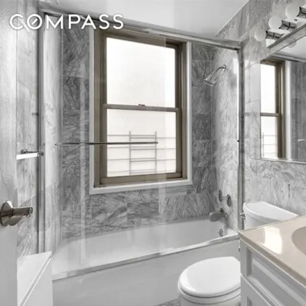 Image 7 - Continental Towers, 301 East 79th Street, New York, NY 10075, USA - Condo for sale