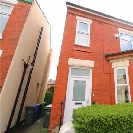 Buy this 3 bed duplex on Moss Bank in Manchester, M8 5AG
