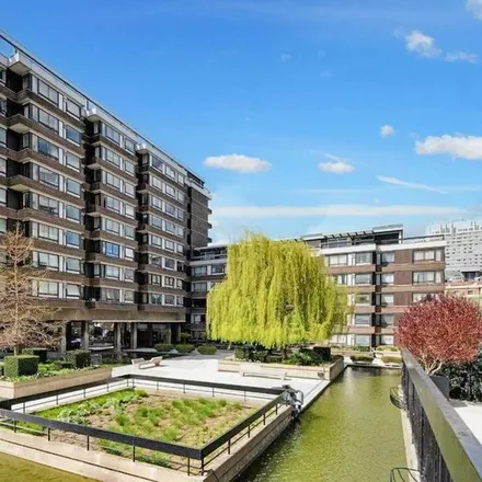 Rent this 2 bed apartment on Water Gardens (201-254) in Edgware Road, London