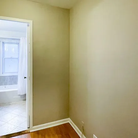 Rent this 1 bed apartment on Sheridan & Surf in North Sheridan Road, Chicago