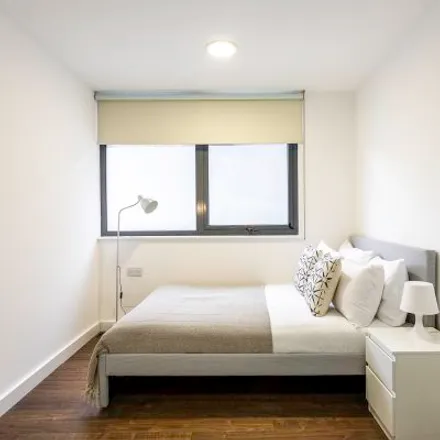 Rent this studio apartment on 66-67 Chamber Street in London, E1 8BL