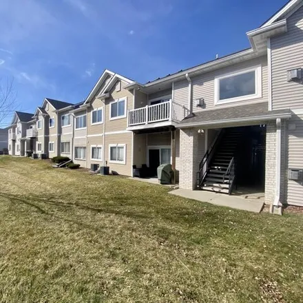Buy this 3 bed condo on Westown Parkway in West Des Moines, IA 50266