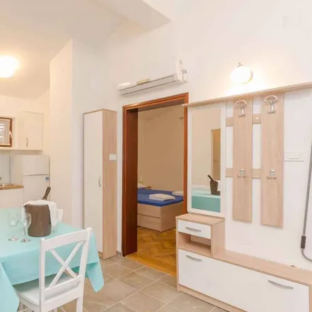 Image 3 - 51512, Croatia - Apartment for rent