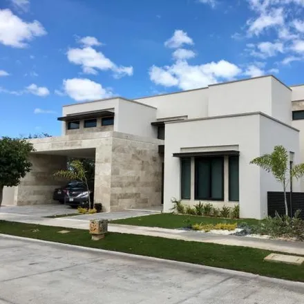 Image 2 - unnamed road, Yucatán Country Club, YUC, Mexico - House for sale