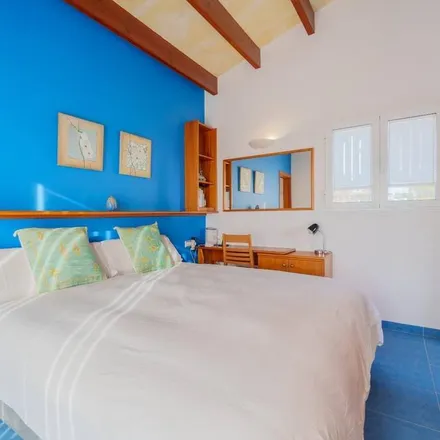 Rent this 3 bed house on Far de Ciutadella in Camí de Cavalls, 07060 Ciutadella