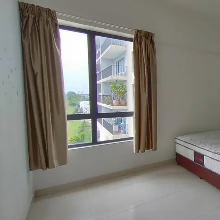 Rent this 3 bed apartment on Persiaran Alpinia in 47110 Sepang, Selangor