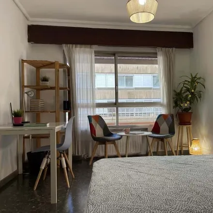 Rent this 7 bed room on Carrer d'Álvaro de Bazán in 5, 46010 Valencia