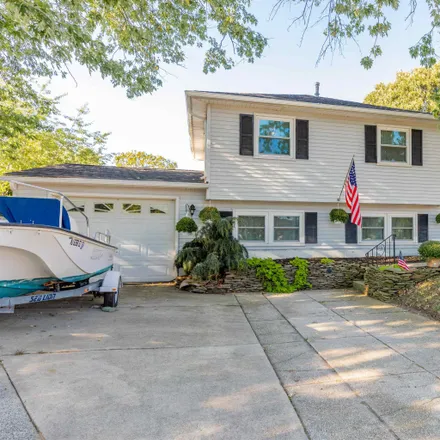 Buy this 3 bed house on 801 Holmes Avenue in North Cape May, Lower Township