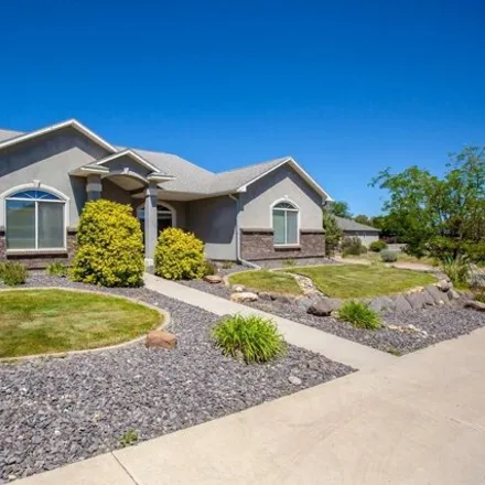 Image 2 - 135 Buena Vista Dr, Grand Junction, Colorado, 81503 - House for sale